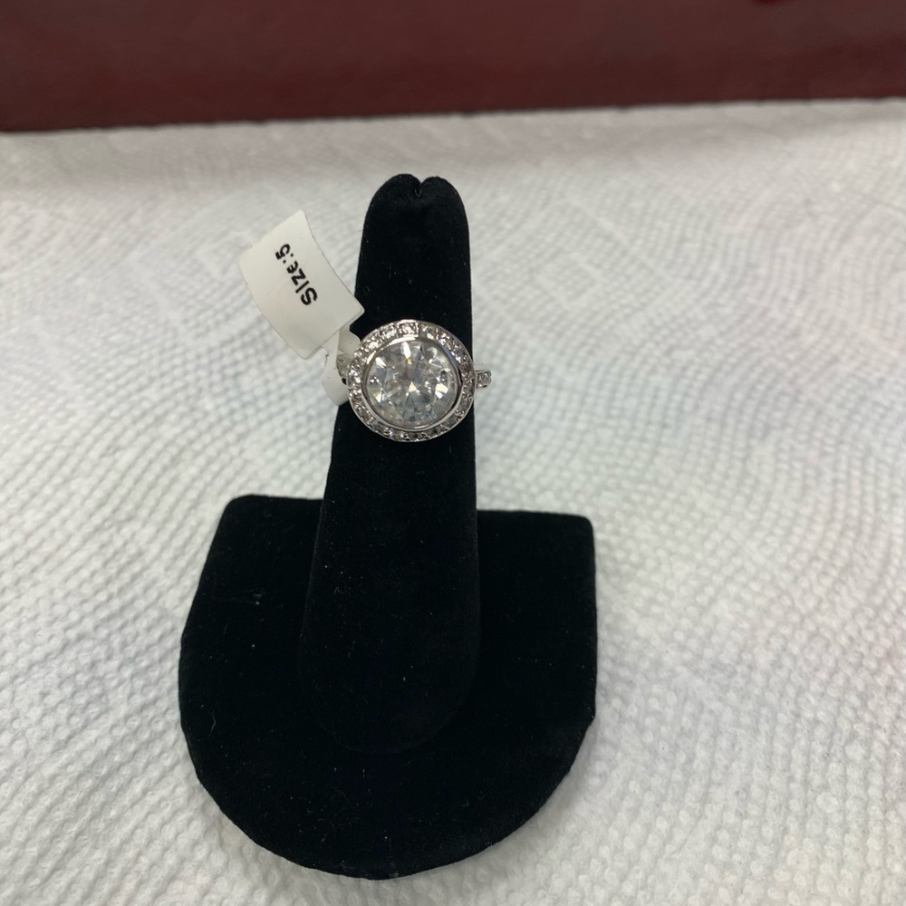 New ladies sterling 925 CZ ring